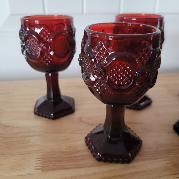 Avon Cape Cod Collection Ruby Red Glass - Picture 2 of 4